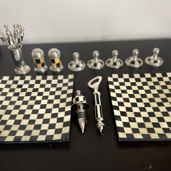 Chessboard Pattern Hors D’Oeuvres Set - Pierre Belvédère - Picture 3 of 5